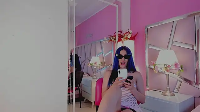 Lunapage online show from September 2025 08:30:02 PM