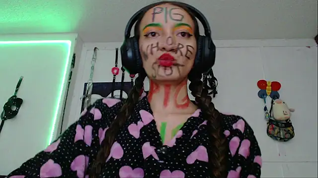 Eloise-brown online show from January 2025 04:23:02 AM