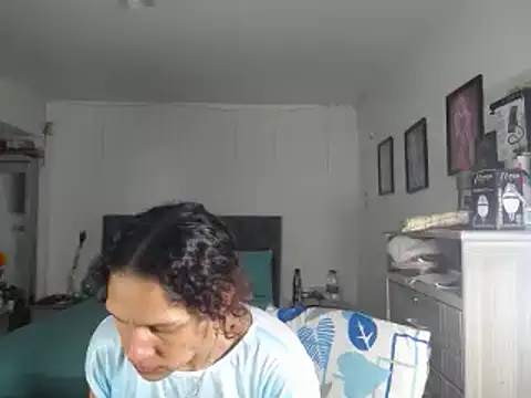 Snapshot of Corina_hot chatting on December 2024 10:23:01 PM Corina hot online show from December 2024 10:23:01 PM