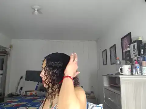 Snapshot of Corina_hot chatting on December 2024 11:57:01 PM Corina hot online show from December 2024 11:57:01 PM