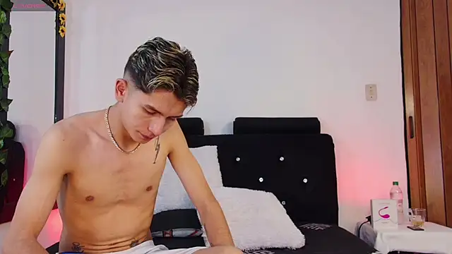 Jack lover1724 online show from June 2026 01:41:02 AM