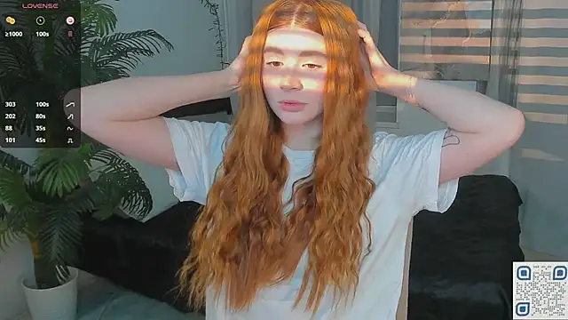 Freckle Diyana online show from February 2025 10:42:02 PM