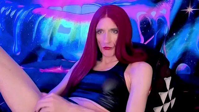 LuvNuk online show from November 2025 06:04:02 PM