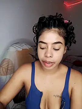 Fanny Klean online show from November 2025 02:44:01 AM