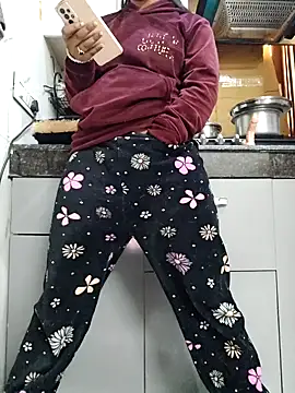 Snapshot of Manpreet_kaur21 chatting on January 2025 08:29:01 AM Manpreet kaur21 online show from January 2025 08:29:01 AM