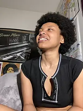 KimiAqua online show from February 2025 06:37:01 AM