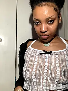 KimiAqua online show from October 2025 05:19:01 PM