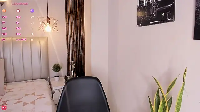 Zuzu sweet online show from May 2026 07:41:01 PM