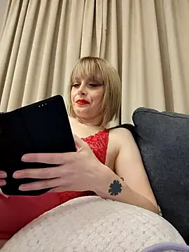 Snapshot of MySweetcum69 chatting on December 2025 05:40:02 PM MySweetcum69 online show from December 2025 05:40:02 PM