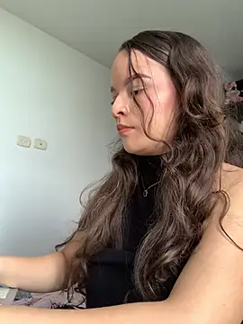 Sophie milk online show from March 2025 09:56:02 PM