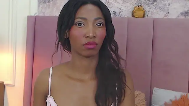 Snapshot of SabrinaDevill chatting on October 2025 01:21:01 PM SabrinaDevill online show from October 2025 01:21:01 PM