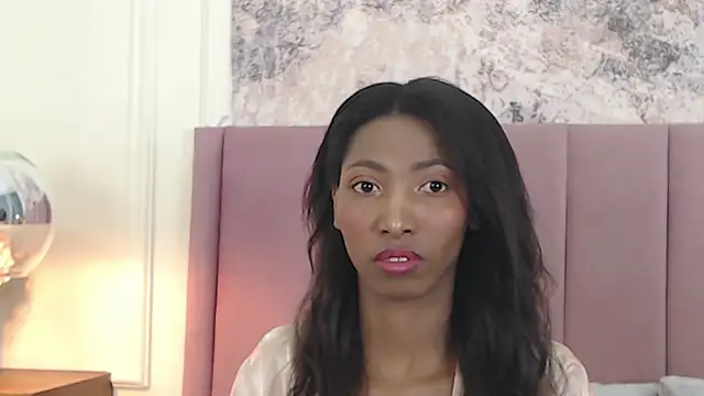 Snapshot of SabrinaDevill chatting on October 2025 01:01:01 PM SabrinaDevill online show from October 2025 01:01:01 PM