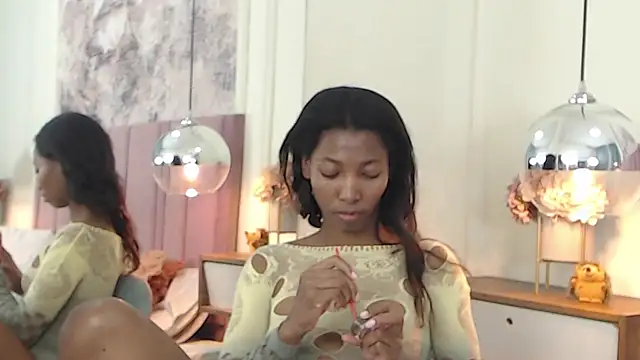 Snapshot of SabrinaDevill chatting on October 2025 01:01:02 PM SabrinaDevill online show from October 2025 01:01:02 PM