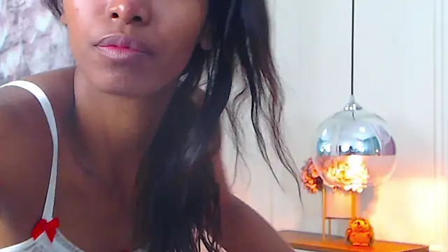 Snapshot of SabrinaDevill chatting on November 2025 12:51:02 PM SabrinaDevill online show from November 2025 12:51:02 PM