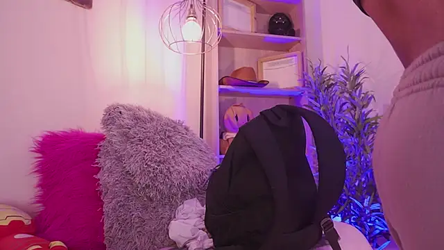 Snapshot of madelyn_rose_ chatting on March 2026 01:54:02 AM madelyn rose online show from March 2026 01:54:02 AM