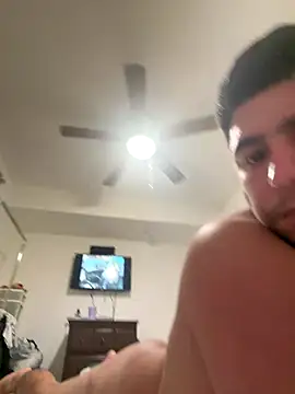 elwhite1996 online show from November 2025 07:19:02 AM