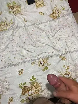 Snapshot of Putaepirocudo chatting on December 2024 09:58:02 PM Putaepirocudo online show from December 2024 09:58:02 PM