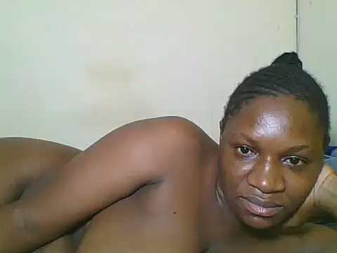 Snapshot of Prettyface25 chatting on May 2026 11:10:02 PM Prettyface25 online show from May 2026 11:10:02 PM