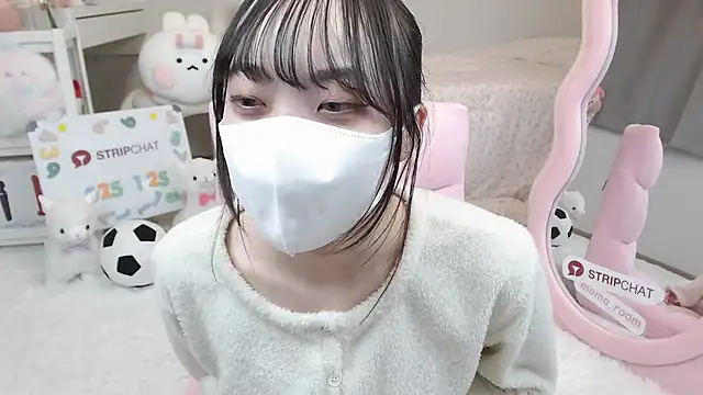 momo room online show from January 2025 09:36:02 AM