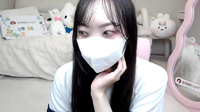 Snapshot of momo_room chatting on September 2025 06:41:01 AM momo room online show from September 2025 06:41:01 AM