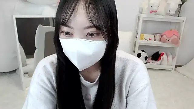 Snapshot of momo_room chatting on May 2026 11:16:02 AM momo room online show from May 2026 11:16:02 AM