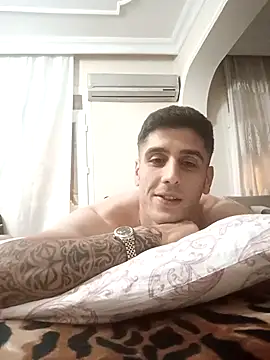 arenn1997 online show from October 2025 12:11:02 AM