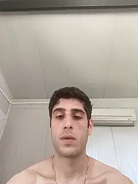 arenn1997 online show from April 2026 12:20:01 PM