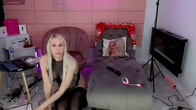 nurse-barbie online show from May 2026 03:18:01 PM