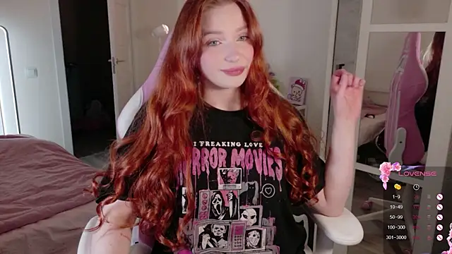 Snapshot of cinnabon_girls chatting on December 2025 12:05:01 AM cinnabon girls online show from December 2025 12:05:01 AM