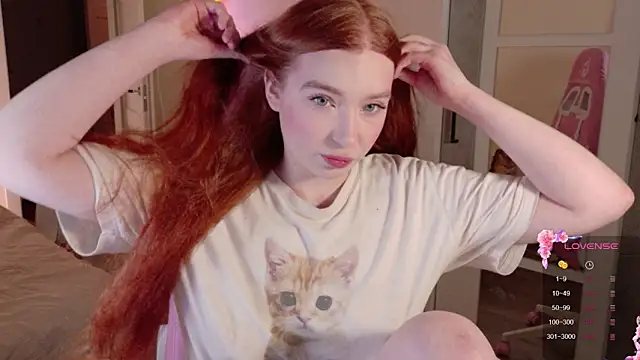 Snapshot of cinnabon_girls chatting on February 2026 12:28:01 AM cinnabon girls online show from February 2026 12:28:01 AM