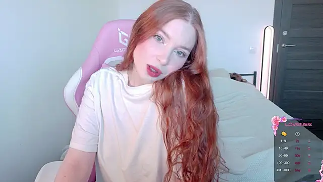 Snapshot of cinnabon_girls chatting on March 2026 12:43:02 PM cinnabon girls online show from March 2026 12:43:02 PM