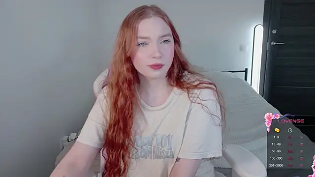 Snapshot of cinnabon_girls chatting on March 2026 03:18:01 PM cinnabon girls online show from March 2026 03:18:01 PM