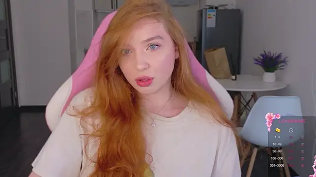 Snapshot of cinnabon_girls chatting on March 2026 06:41:01 PM cinnabon girls online show from March 2026 06:41:01 PM