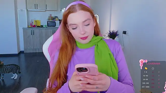 cinnabon girls online show from May 2026 01:27:01 PM