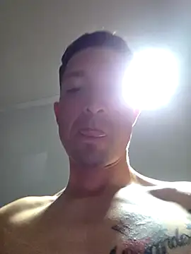 Snapshot of realg2307 chatting on February 2026 03:22:02 AM realg2307 online show from February 2026 03:22:02 AM