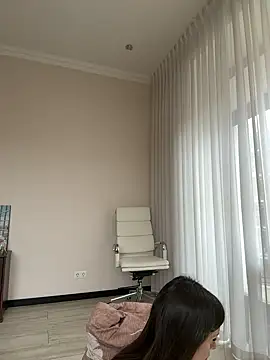 Hott Lolla online show from February 2025 07:39:02 AM