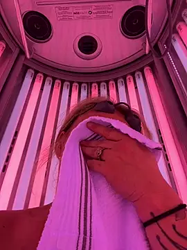 lezbean24 online show from March 2026 05:08:01 PM