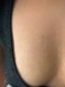 Snapshot of Pinkhotbaby chatting on October 2025 05:02:02 PM Pinkhotbaby online show from October 2025 05:02:02 PM