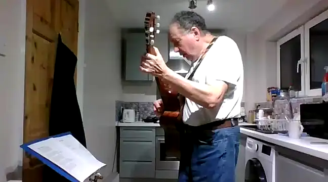 jimmybenido online show from January 2025 05:20:01 PM