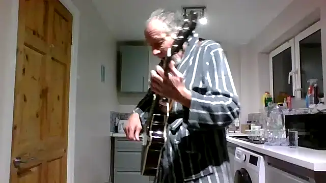 jimmybenido online show from January 2026 05:37:01 PM