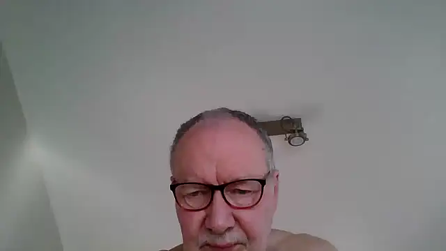 jimmybenido online show from April 2026 04:42:02 PM