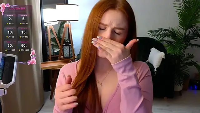 Snapshot of Meow_babe chatting on February 2026 01:40:01 PM Meow babe online show from February 2026 01:40:01 PM