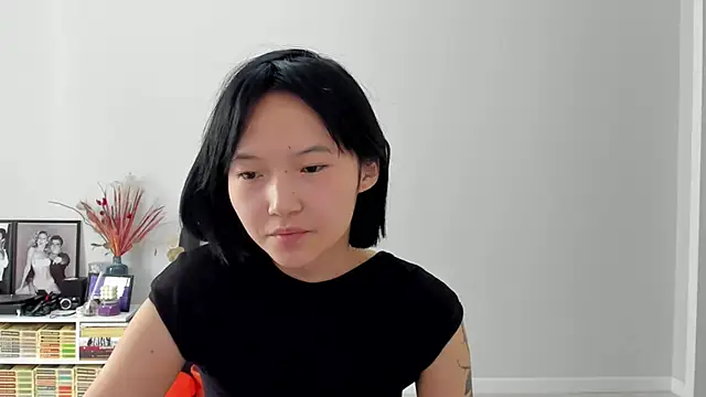 Snapshot of ailey_chao chatting on February 2026 07:04:01 AM ailey chao online show from February 2026 07:04:01 AM