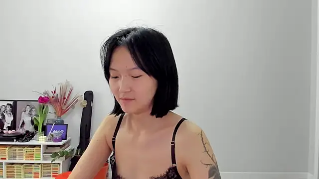 Snapshot of ailey_chao chatting on March 2026 04:06:02 AM ailey chao online show from March 2026 04:06:02 AM