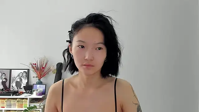 Snapshot of ailey_chao chatting on March 2026 04:39:01 AM ailey chao online show from March 2026 04:39:01 AM