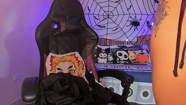 IamNayuta online show from October 2025 07:49:01 PM