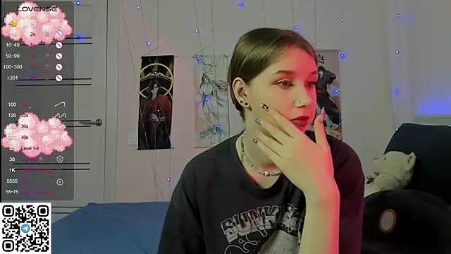 JorRoger online show from February 2025 11:38:02 PM