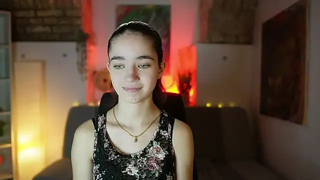 Snapshot of Gia_Paige18 chatting on March 2025 01:51:01 PM Gia Paige18 online show from March 2025 01:51:01 PM