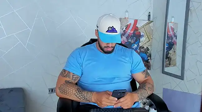 Snapshot of Cristian_Walker chatting on December 2024 12:05:01 PM Cristian Walker online show from December 2024 12:05:01 PM
