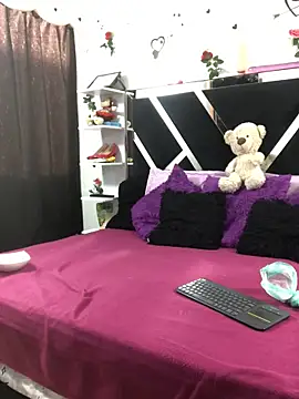 1lovelygirls online show from September 2025 12:09:02 PM